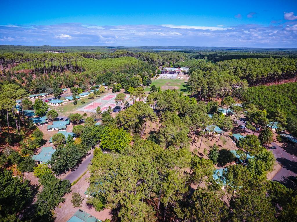 Village Vacances Les Genets Léon Exterior foto