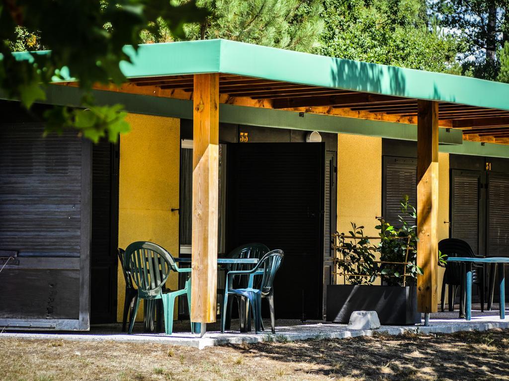 Village Vacances Les Genets Léon Exterior foto